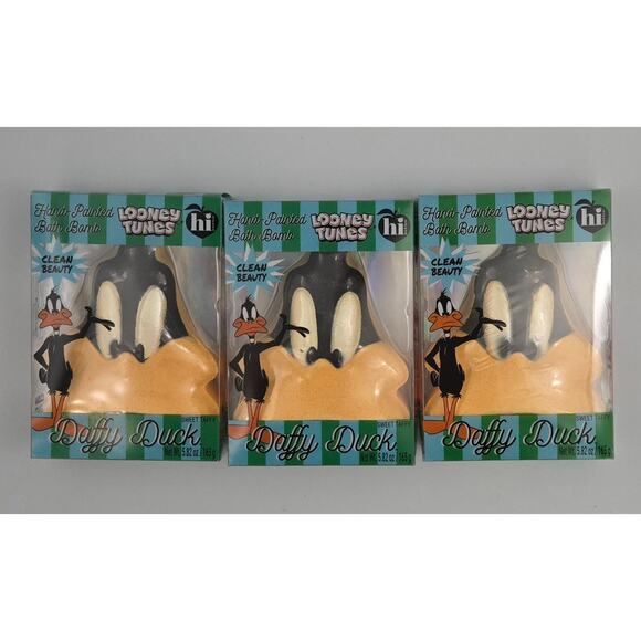 Three Daffy Duck Bath Bombs Hand painted Looney Tunes Hi Brand Sweet Taffy Scent - Picture 1 of 10